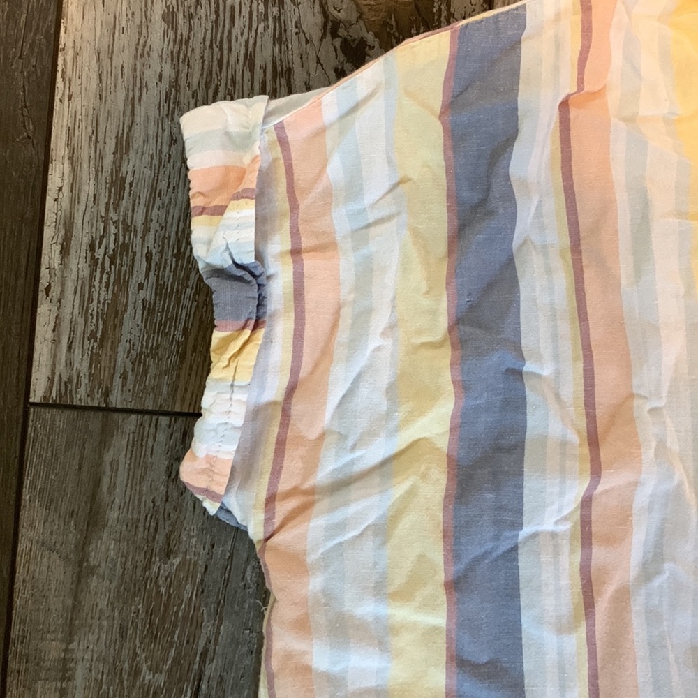 Button up Tee - Picture 2 of 7